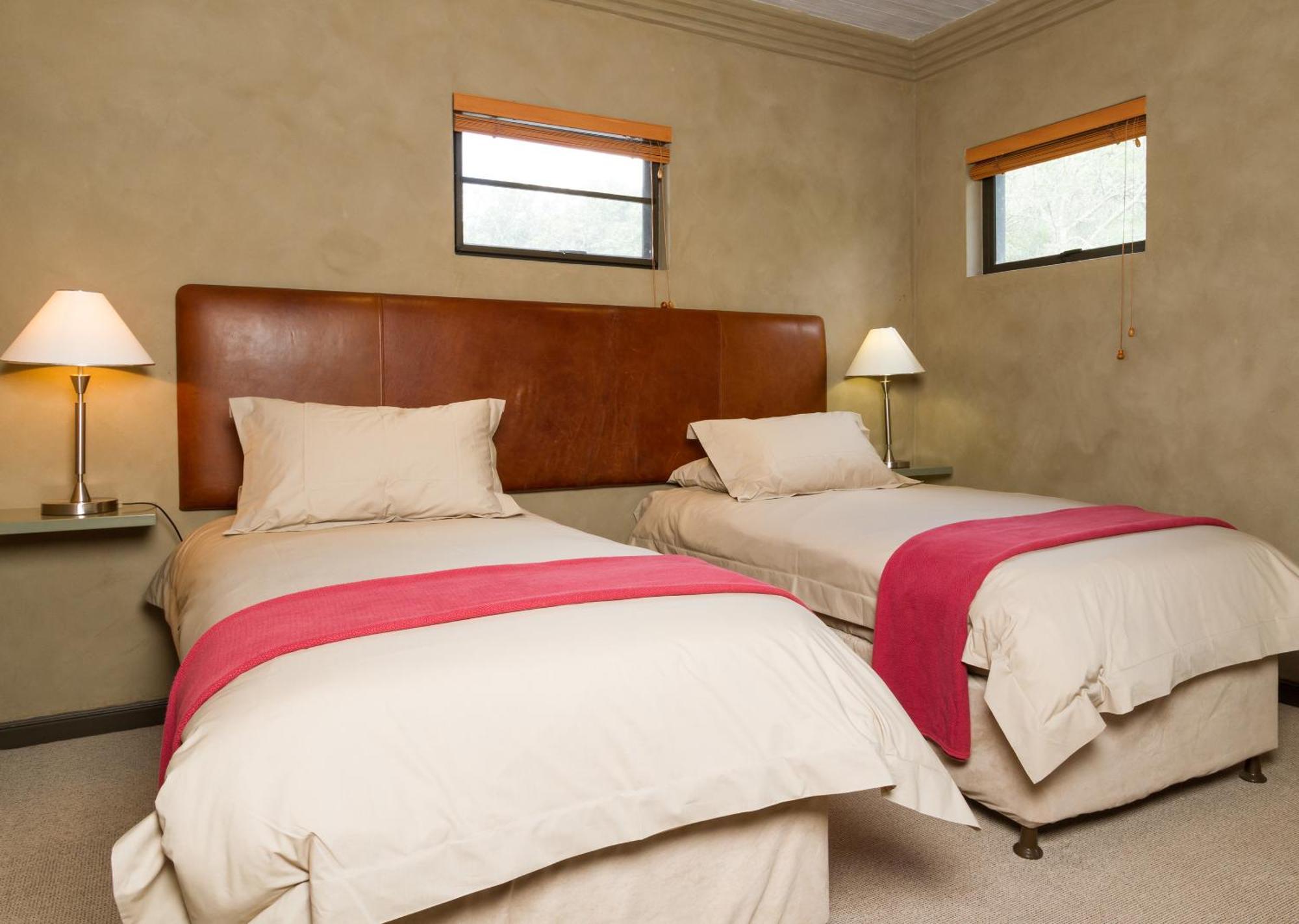 Stonehill River Lodge By Dream Resorts Buffeljagsrivier Buitenkant foto